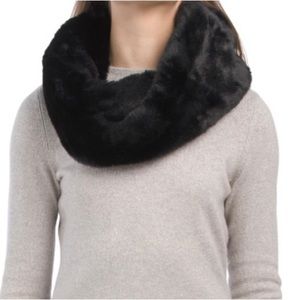 NWT ASPEN Faux Fur Snood